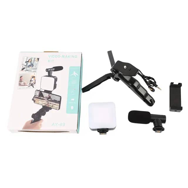 Créateur de vidéo Haut-parleur Bluetooth multifonctionnel, chargement sans fil coloré, réveil, téléphone portable sans fil, caisson de basses, lumière RVB, maison, G3, 15W
Contact WhatsApp et Appelle :0173666862
Livraison 1500f 
Expédition 2mille 
Détails